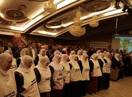 MED TUHAD FED kongreye gitti: Kimse yürüyüşümüzü engelleyemez